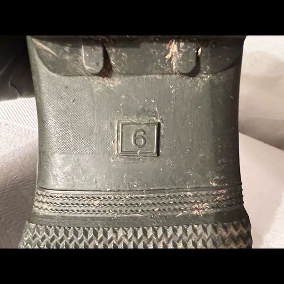 Eddie Bauer Green Winter & Rain Boots - Picture 8 of 8